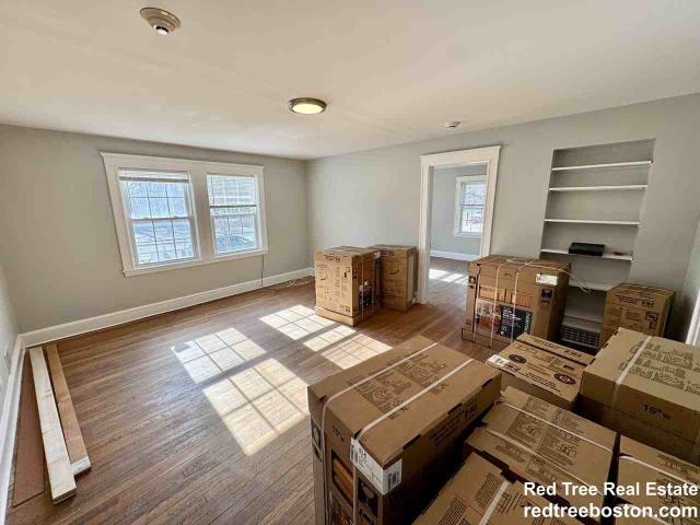 2 Bedroom Apartment for Rent at 4907 Washington St #1L, Boston, MA 02132 Upper Washington Spring Street