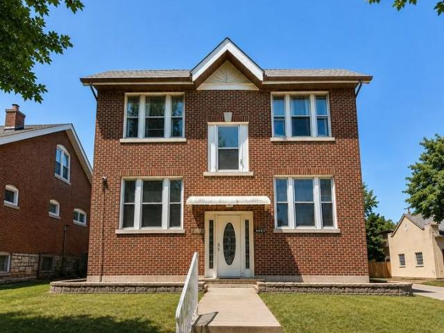 2 Bedroom Apartment for Rent at 4003 Humphrey St #2W, St. Louis, MO 63116 Tower Grove South