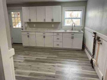 2 Bedroom Apartment for Rent at 417 Granite St, Manchester, NH 03102 Piscataquog