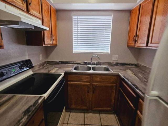 2 Bedroom Apartment for Rent at 58 N May #101, Mesa, AZ 85201