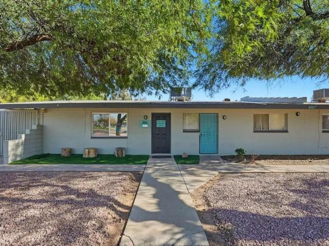 2 Bedroom Apartment for Rent at 5957 W Keim Dr, Glendale, AZ 85301