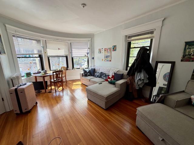 2 Bedroom Apartment for Rent at 5 Winchester St #202, Brookline, MA 02446 Coolidge Corner