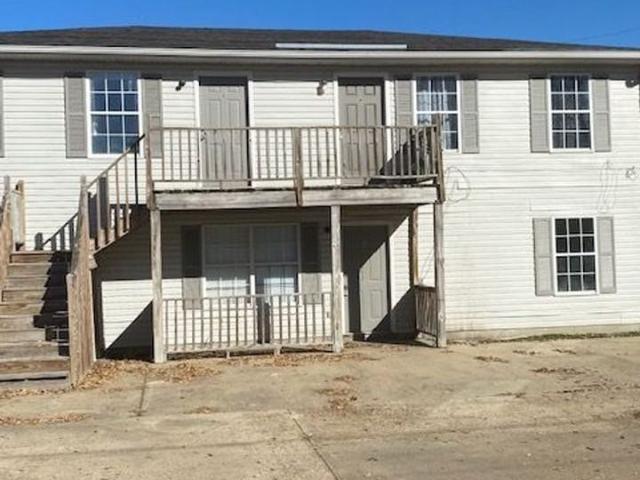 2 Bedroom Apartment for Rent at 616 1/2 N Bayou Ave #B, Cleveland, MS 38732
