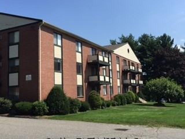 2 Bedroom Apartment for Rent at 71 Montvale Ave #12, Stoneham, MA 02180