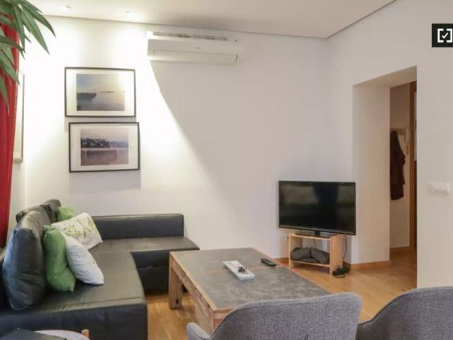 2 bedroom apartment for rent in Madrid