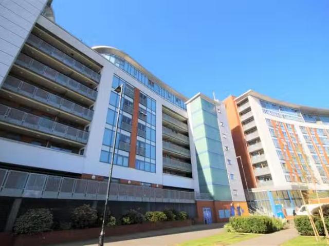 2 bedroom apartment for rent in Meath Crescent, Bethnal Green.
