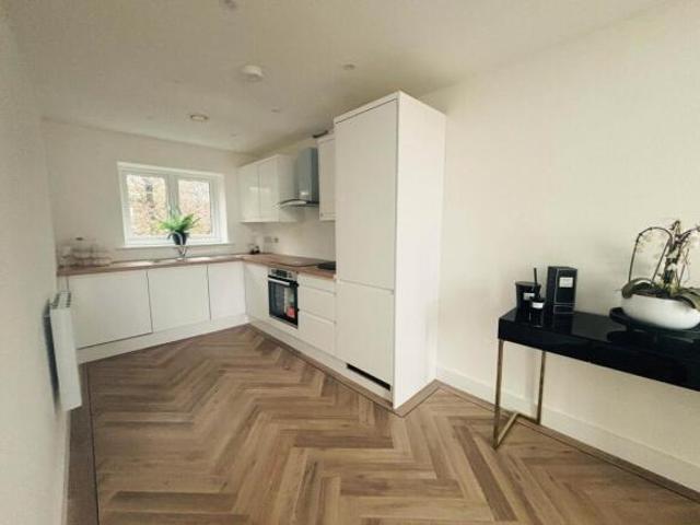 2 bedroom apartment for rent in Milestone Court, Melling, L31