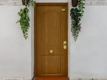 2 bedroom apartment for rent in Numancia, all bills included