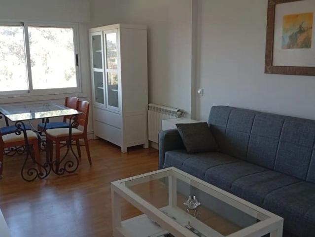 2 bedroom apartment for rent in Nigrán, bills included