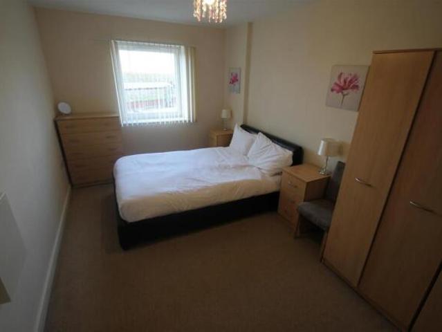 2 bedroom apartment for rent in Overstone Court, Cardiff Bay, CF10