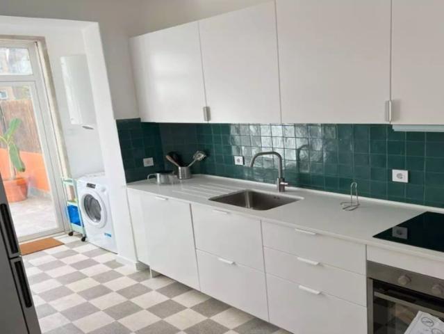 2 bedroom apartment for rent in Oeiras, bills included