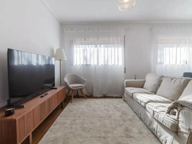 2 bedroom apartment for rent in Aveiro, bills included