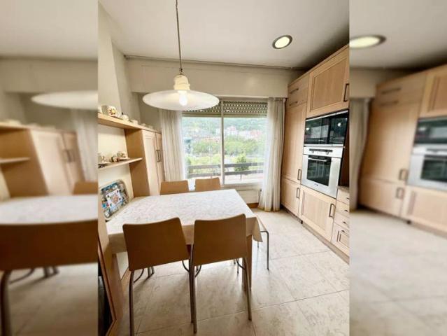 2 bedroom apartment for rent in Abando, bills included