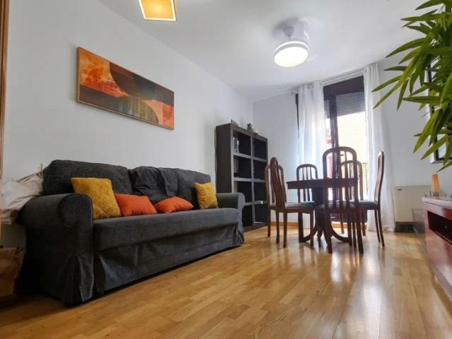 2 bedroom apartment for rent in Alcalá de Henares, bills included