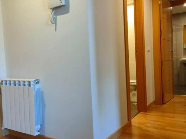 2 bedroom apartment for rent in Alcalá de Henares, professionals only