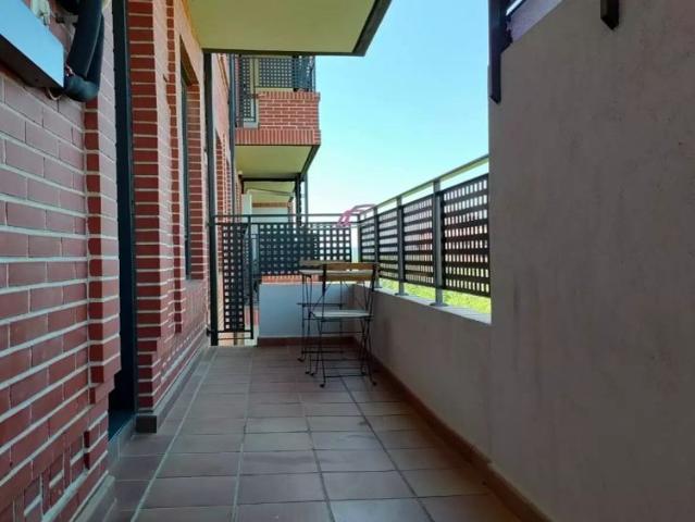 2 bedroom apartment for rent in Alcalá de Henares, professionals only