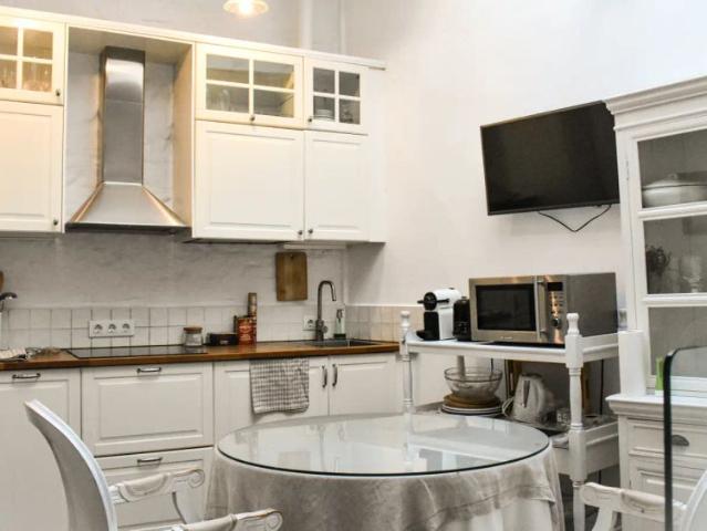 2 bedroom apartment for rent in Alfalfa, bills included