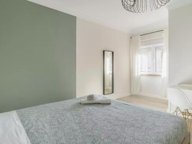 2 bedroom apartment for rent in Amadora, Lisbon