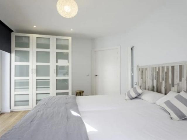 2 bedroom apartment for rent in Antiguo