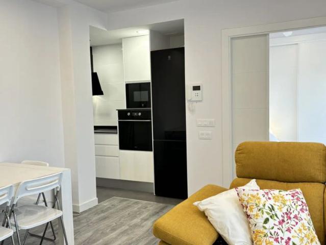 2 bedroom apartment for rent in Arrancapins, Valencia