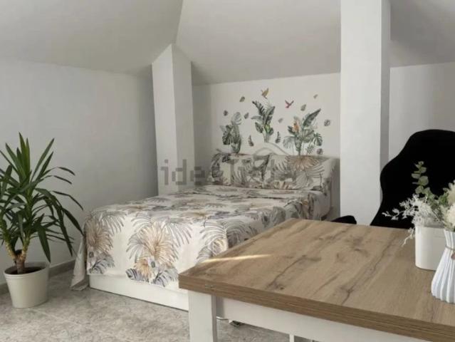 2 bedroom apartment for rent in Barrio la Iglesia de San Mamés, bills included