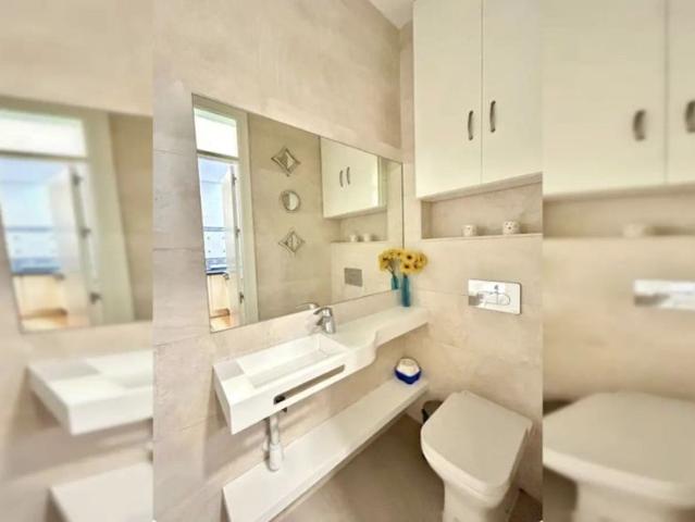 2 bedroom apartment for rent in Barrio León, bills included
