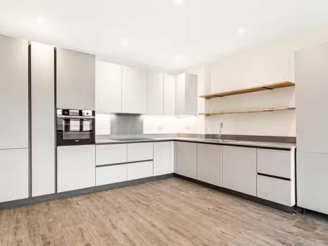 2 bedroom apartment for rent in Beckenham Road, Beckenham, BR3