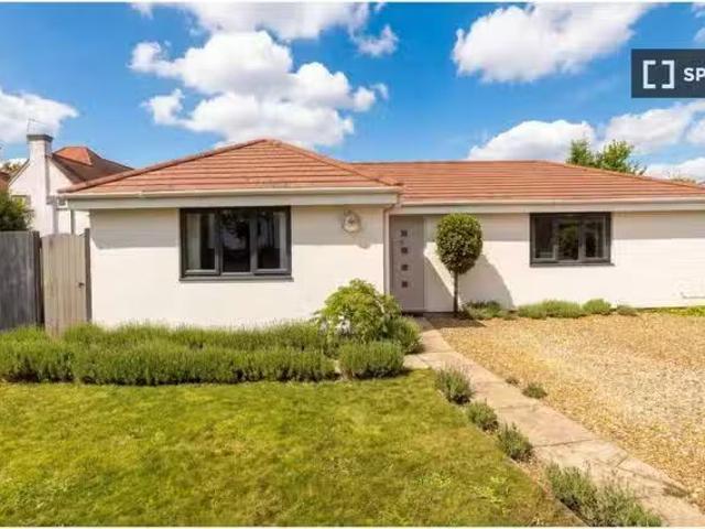 2 bedroom apartment for rent in Beddington South, London
