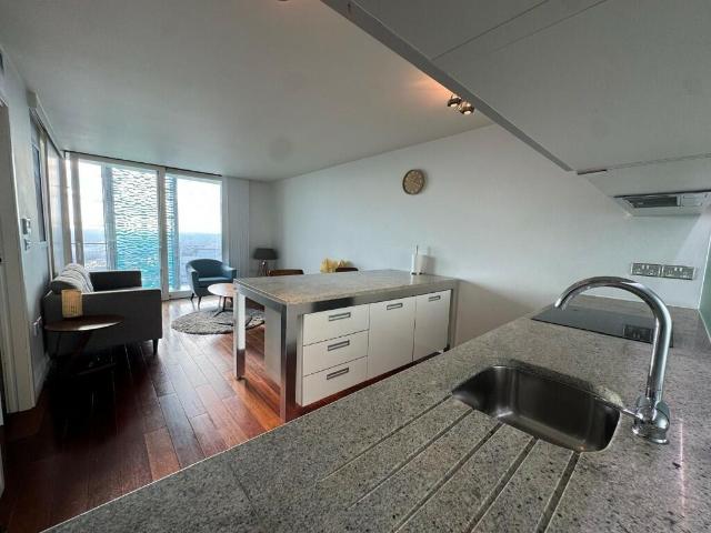2 bedroom apartment for rent in Beetham Tower, Holloway Circus Queensway, Birmingham, B1