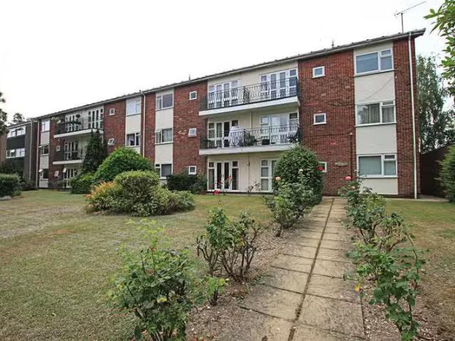 2 bedroom apartment for rent in Belmont Court, Newmarket, CB8
