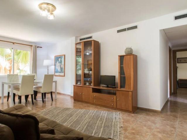 2 bedroom apartment for rent in Benidorm, all bills included