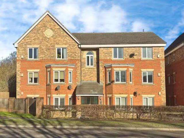 2 bedroom apartment for rent in Braeburn House, Bawtry Road, D.