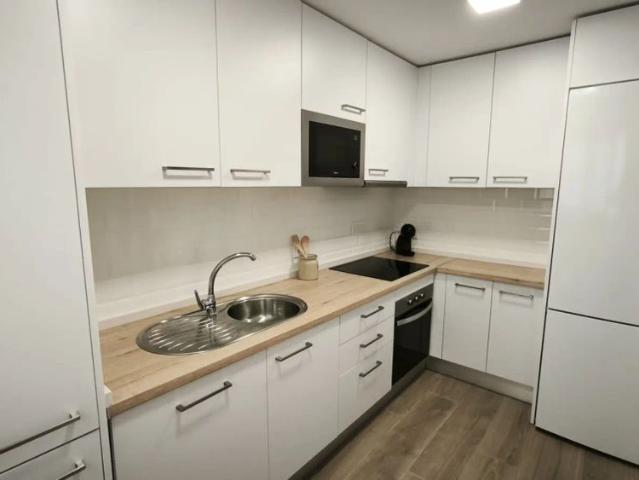 2 bedroom apartment for rent in Cádiz, bills included