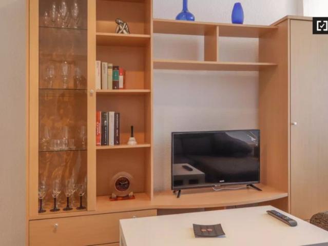 2 bedroom apartment for rent in Campamento, Madrid