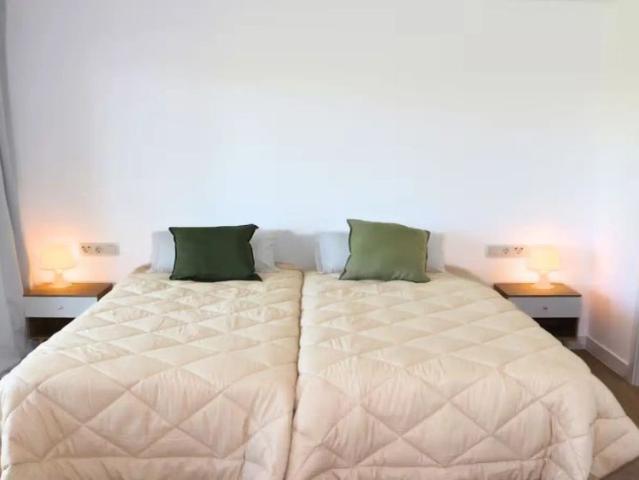 2 bedroom apartment for rent in Casares, all bills included