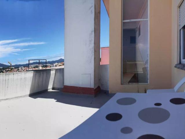 2 bedroom apartment for rent in Cascais, bills included