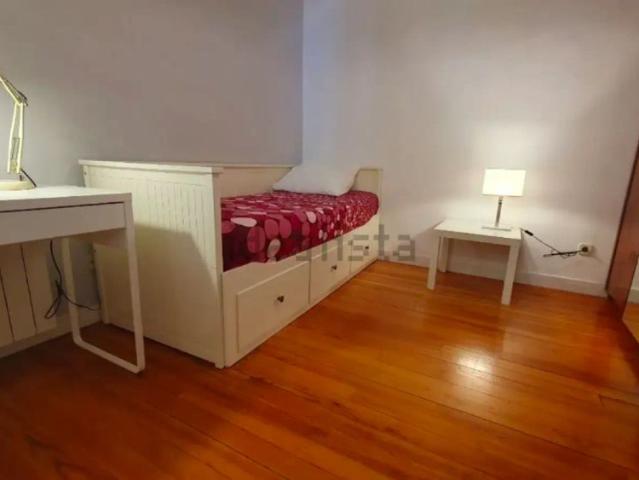 2 bedroom apartment for rent in Centro, couples allowed