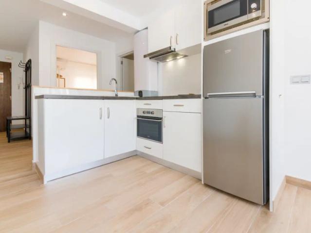 2 bedroom apartment for rent in Centro Histórico, bills included