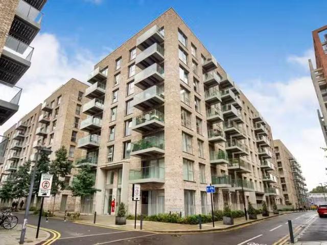 2 bedroom apartment for rent in Chamberlain Court, Ironworks W.