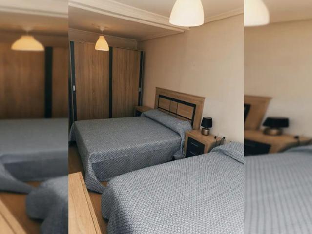 2 bedroom apartment for rent in Circular, couples allowed