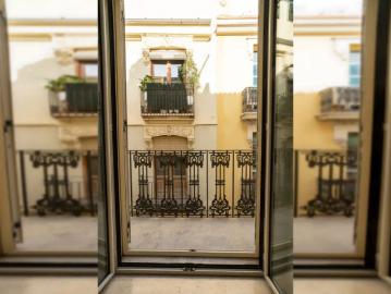 2 bedroom apartment for rent in El Mercat, Ciutat Vella, bills included