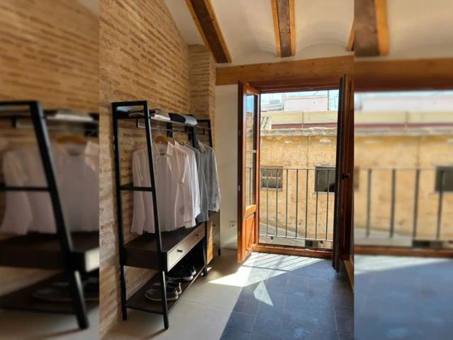 2 bedroom apartment for rent in El Carme, some bills included, perfect for professionals