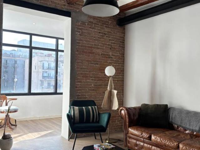 2 bedroom apartment for rent in El Raval, bills included