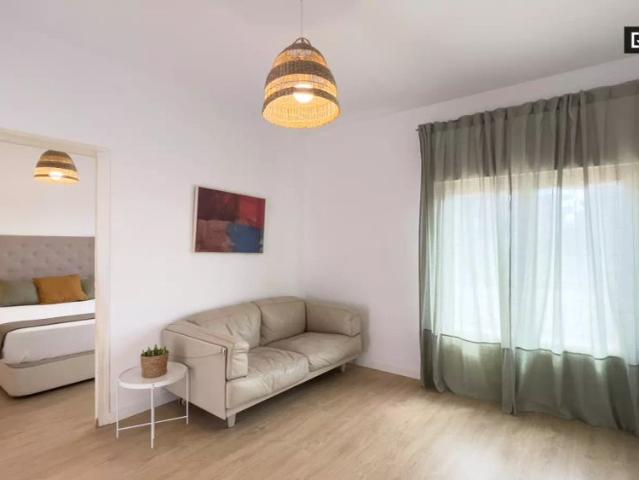 2 bedroom apartment for rent in Esplugues de Llobregat perfect for professionals and students