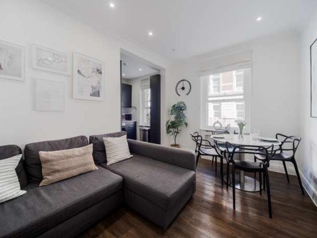 2 bedroom apartment for rent in Fitzrovia, London