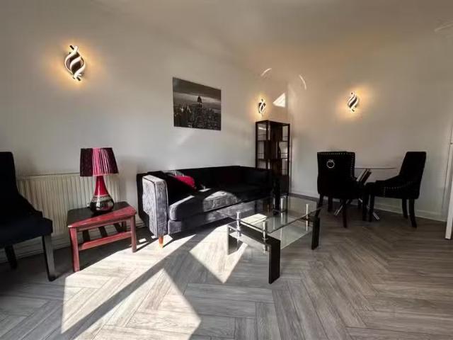 2 bedroom apartment for rent in Flat 1, Ty Gwyn Road, Penylan.