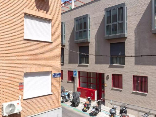 2 bedroom apartment for rent in Guindalera, professionals only