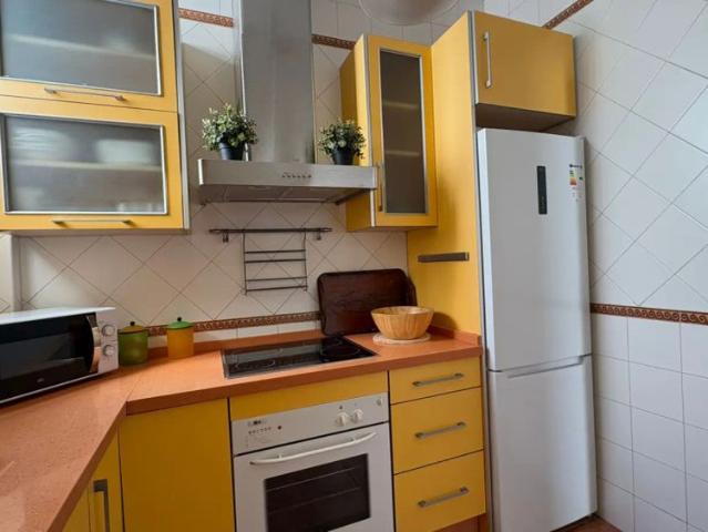 2 bedroom apartment for rent in Grupo Renfe Policlínico, bills included