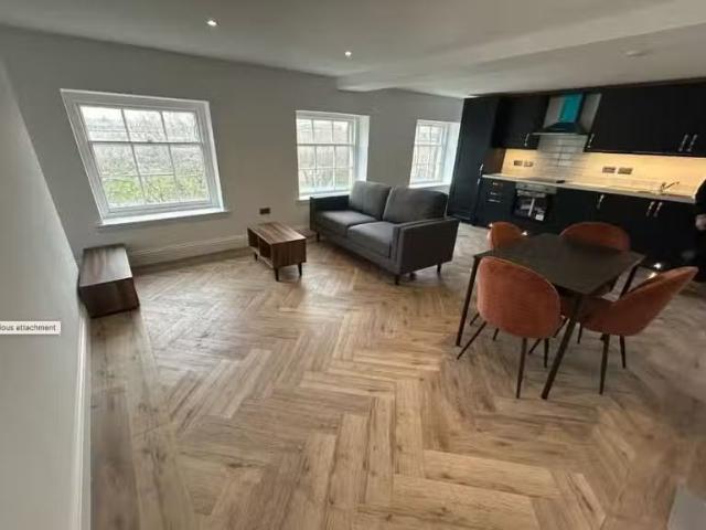 2 bedroom apartment for rent in Hamilton Square, Birkenhead, W.