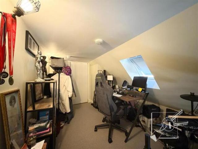 2 bedroom apartment for rent in High Street, Gravesend, DA11